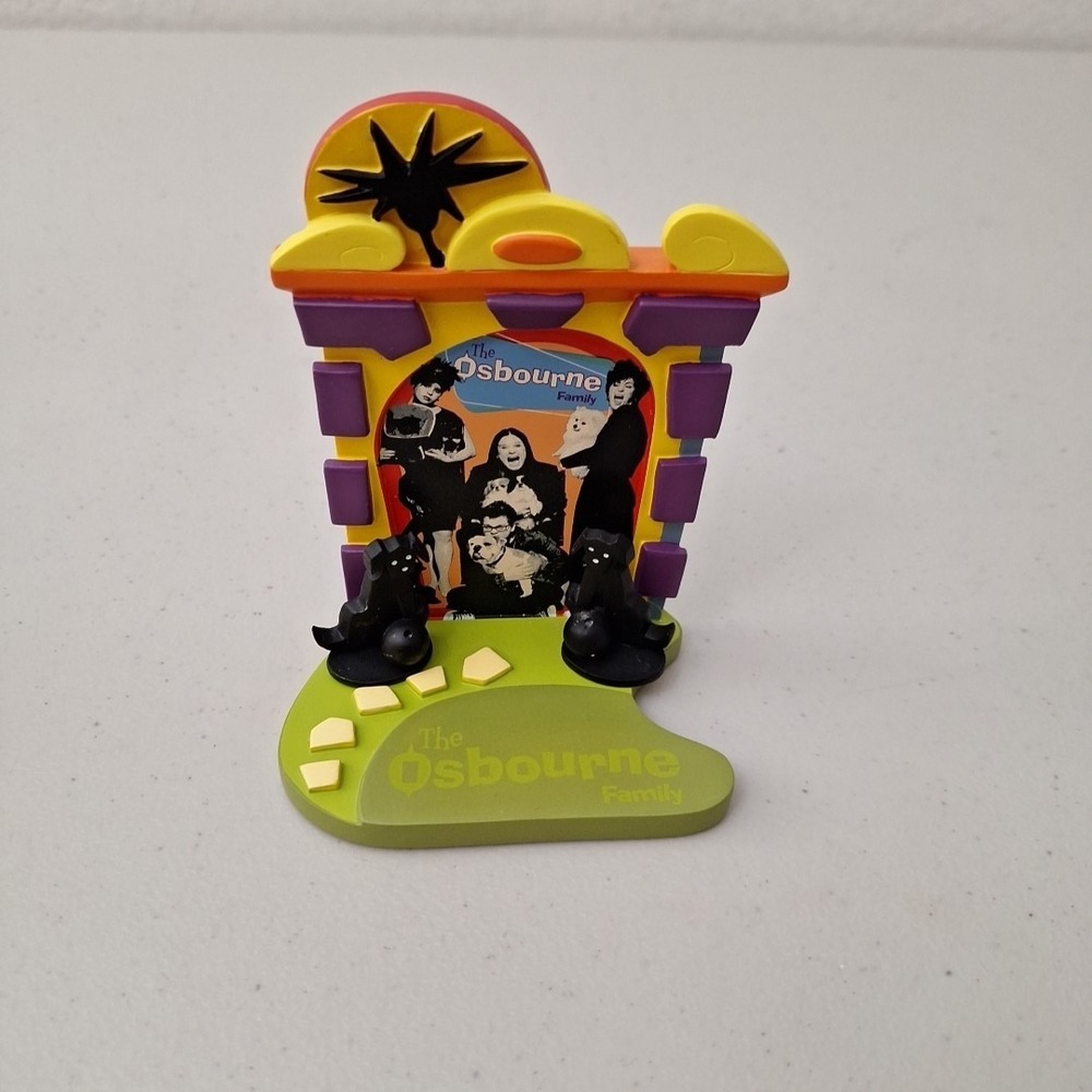 RARE Vintage 2002 OZZY OSBOURNE & FAMILY Collectible Figures & Cup/Holder 8" - Picture 8 of 15